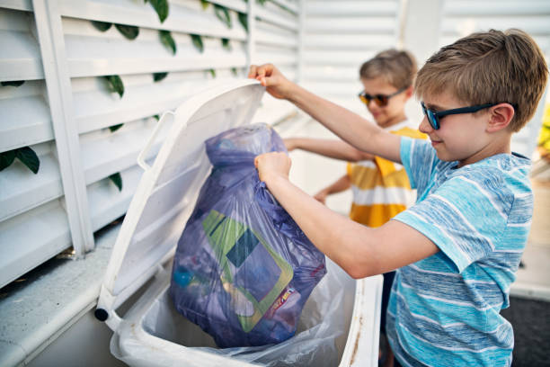 Best Estate Cleanout Services  in Placentia, CA